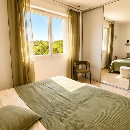 Provencale Climatisee Avec Piscine, Entouree De Verdure Et Au Calme Vila Sainte-Maxime